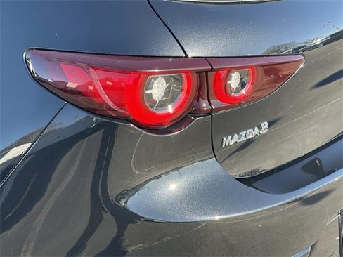 Used 2024 MAZDA MAZDA3 s image 37
