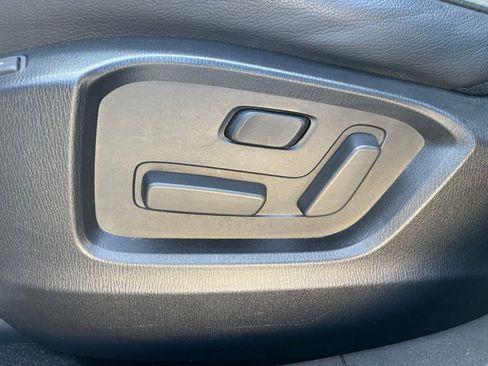 Used 2025 MAZDA CX-5 Carbon Edition image 18