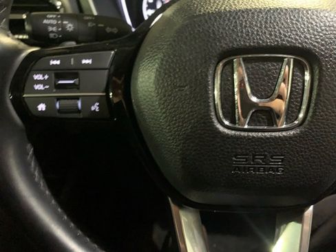 Used 2023 Honda Pilot EX-L image 9
