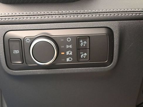 Used 2025 Ford Mustang GT Premium RWD image 7