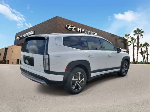 New 2026 Hyundai Ioniq 9 SE image 3