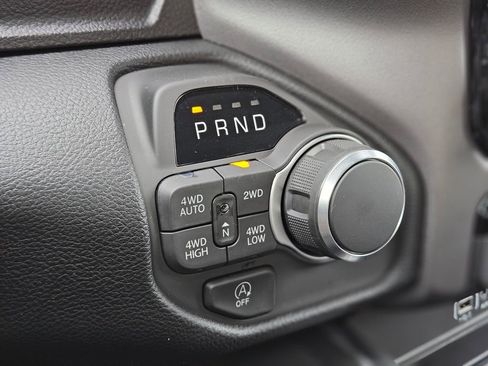 New 2026 RAM 1500 4x4 Crew Cab image 26