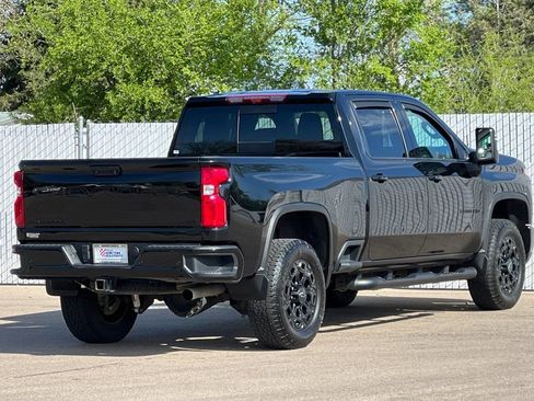 Used 2024 Chevrolet Silverado 2500 LTZ w/ LTZ Plus Package AWD/4WD image 4