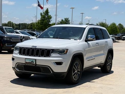 Used 2017 Jeep Grand Cherokee Limited w/ Luxury Group II RWD image 7