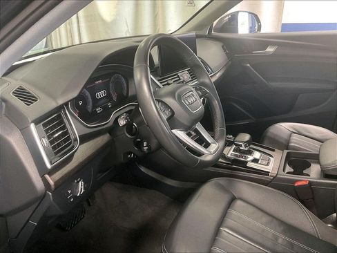 Used 2023 Audi Q5 2.0T Premium Plus w/ Premium Plus Package AWD/4WD image 8