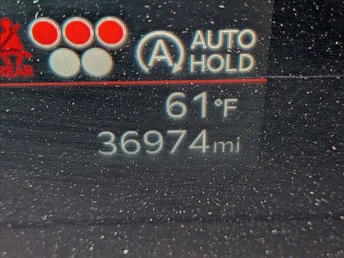 Used 2024 Kia Sorento S image 9