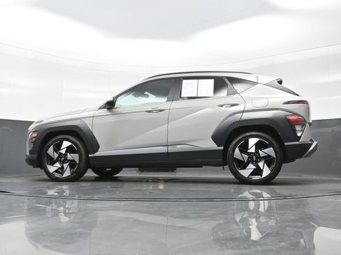 Used 2024 Hyundai Kona Limited FWD image 27