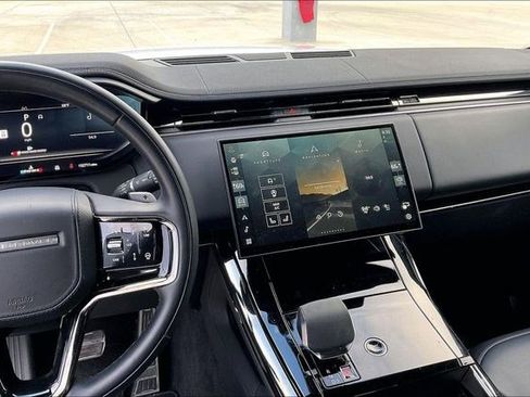 Used 2024 Land Rover Range Rover Sport Dynamic SE image 8