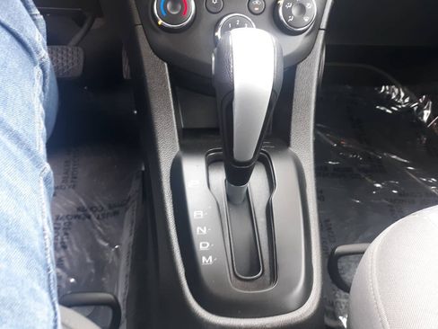 Used 2017 Chevrolet Sonic LT FWD image 20