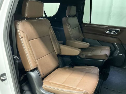 Used 2024 Chevrolet Suburban High Country w/ Max Trailering Package AWD/4WD image 24