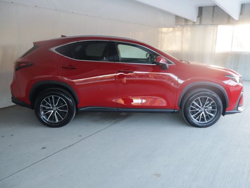 Used 2024 Lexus NX 350 AWD w/ Vision Package image 6