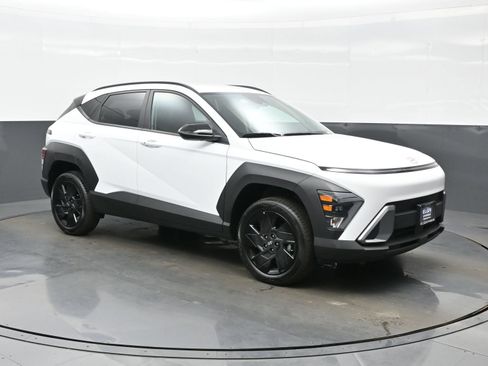 Used 2026 Hyundai Kona SEL Sport AWD/4WD image 8