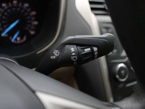 Used 2014 Ford Fusion SE FWD image 7