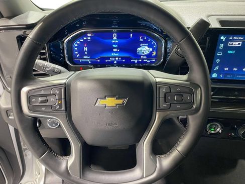 Used 2024 Chevrolet Silverado 1500 LT AWD/4WD image 20