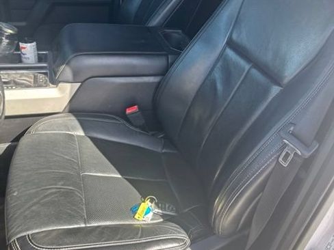 Used 2019 Ford F150 Lariat w/ Equipment Group 502A Luxury AWD/4WD image 2