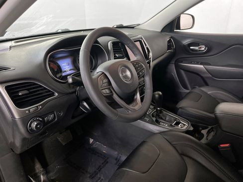 Used 2022 Jeep Cherokee Limited AWD/4WD image 9