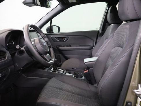 Used 2025 Subaru Forester Premium AWD/4WD image 12