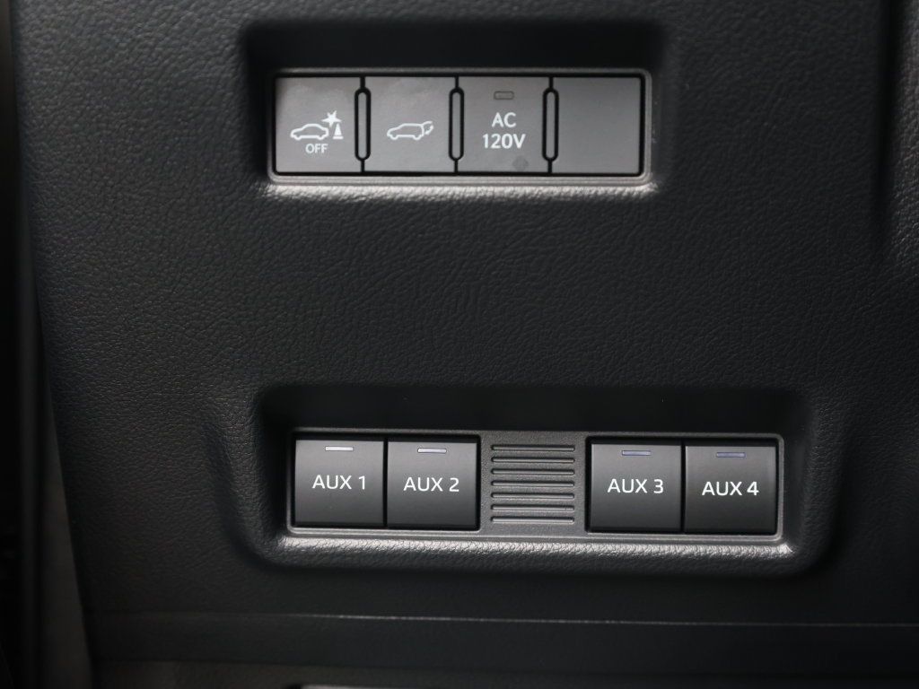 Used 2025 Lexus GX 550 AWD/4WD image 36