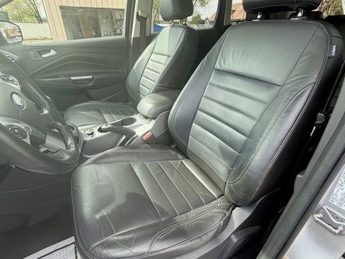 Used 2015 Ford Escape SE w/ Equipment Group 201A AWD/4WD image 27