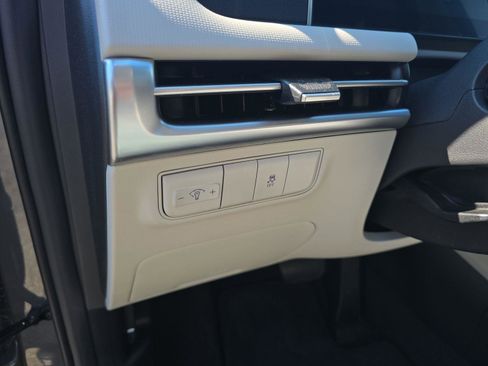 Certified 2025 Hyundai Tucson SE FWD image 20