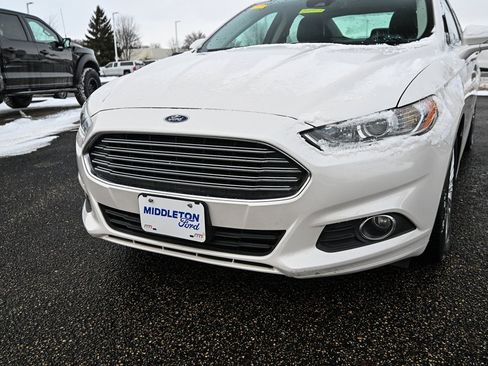 Used 2014 Ford Fusion Energi SE w/ Driver Assist Package image 11