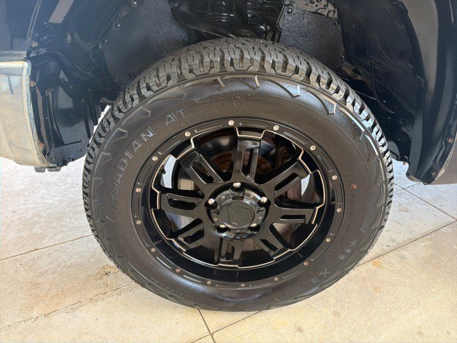 Used 2014 Toyota Tundra SR5 w/ SR5 Upgrade Package RWD image 32