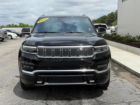 Used 2022 Jeep Grand Wagoneer Series III w/ Rear Seat Video Group 1 AWD/4WD image 8
