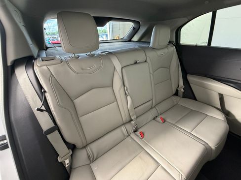 Used 2019 Cadillac XT4 Premium Luxury w/ Cold Weather Package FWD image 30