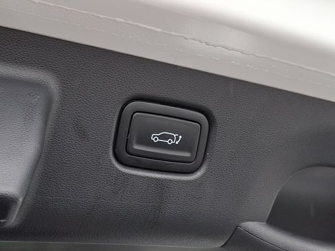 Certified 2025 Hyundai Kona Limited image 30