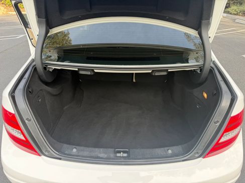 Used 2013 Mercedes-Benz C 250 Sedan image 18