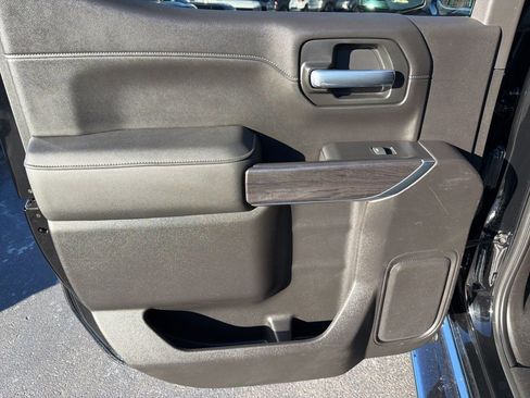 Certified 2021 Chevrolet Silverado 1500 LTZ w/ Technology Package image 39