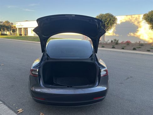 Used 2019 Tesla Model 3 Long Range image 6
