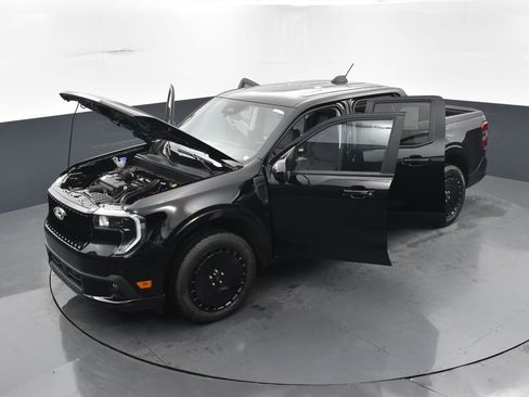 New 2025 Ford Maverick Lobo image 38