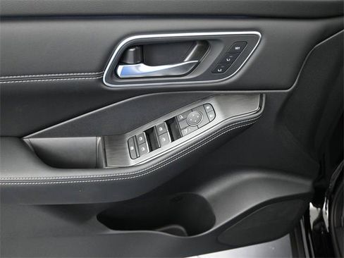 New 2026 Nissan Rogue Platinum w/ Platinum Premium Package image 29