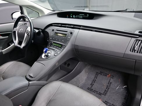 Used 2011 Toyota Prius Four FWD image 13