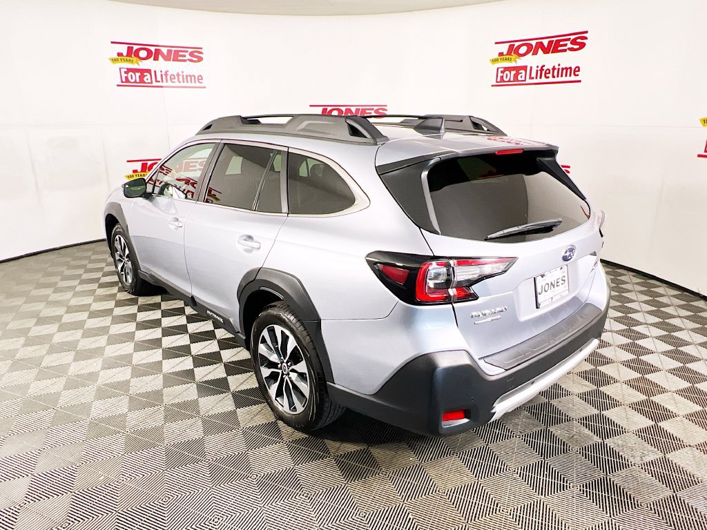 Used 2024 Subaru Outback Limited XT AWD/4WD image 2