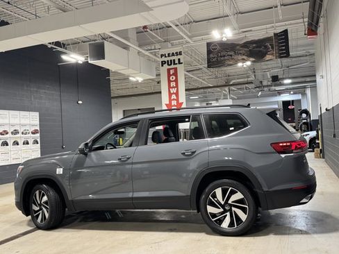 New 2026 Volkswagen Atlas SE image 25