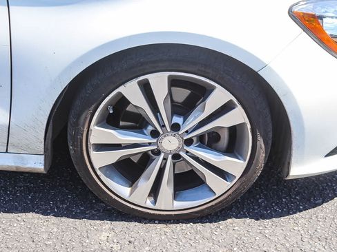 Used 2014 Mercedes-Benz CLA 250 image 12