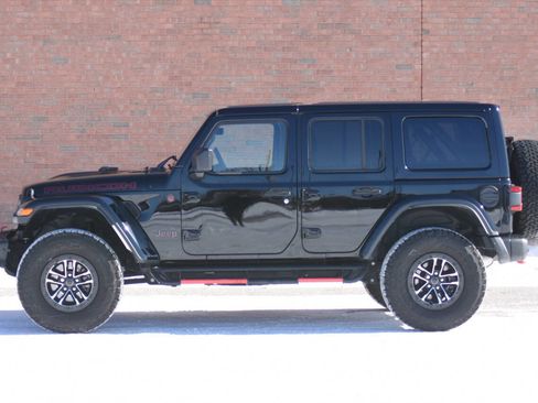 Used 2024 Jeep Wrangler Unlimited Rubicon image 1