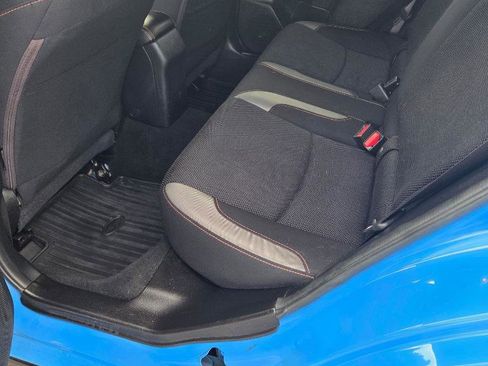 Used 2017 Subaru Crosstrek 2.0i Premium w/ Popular Package #2 image 9