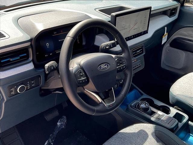 New 2026 Ford Maverick XLT w/ XLT Luxury Package FWD image 5