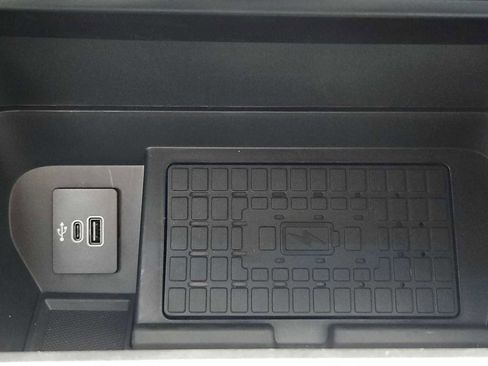 Used 2025 Ford F150 XLT w/ Equipment Group 302A MID image 32