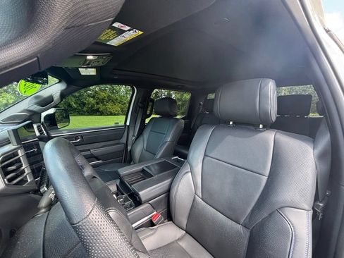 Used 2025 Toyota Tundra Platinum AWD/4WD image 12