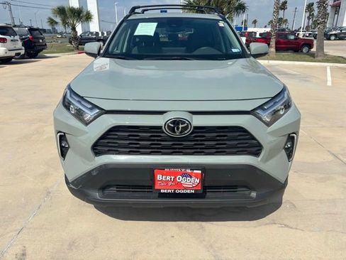 Used 2023 Toyota RAV4 XLE w/ Convenience Package FWD image 2