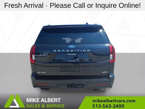 Used 2025 Ford Expedition Max Active AWD/4WD image 6