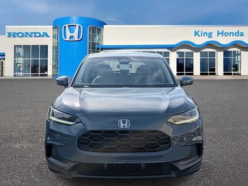 Used 2025 Honda HR-V LX image 2