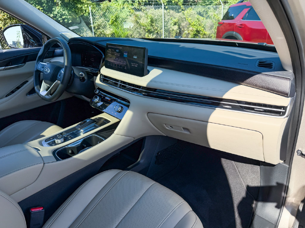 Used 2023 INFINITI QX60 Sensory w/ Vision Package AWD/4WD image 10
