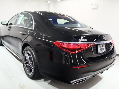 Used 2025 Mercedes-Benz S 580 4MATIC Sedan image 15