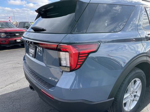 New 2026 Ford Explorer Active image 32
