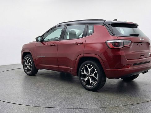 Used 2025 Jeep Compass Limited AWD/4WD image 6